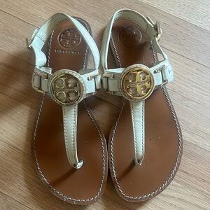 Tory Burch flats - with gold logo